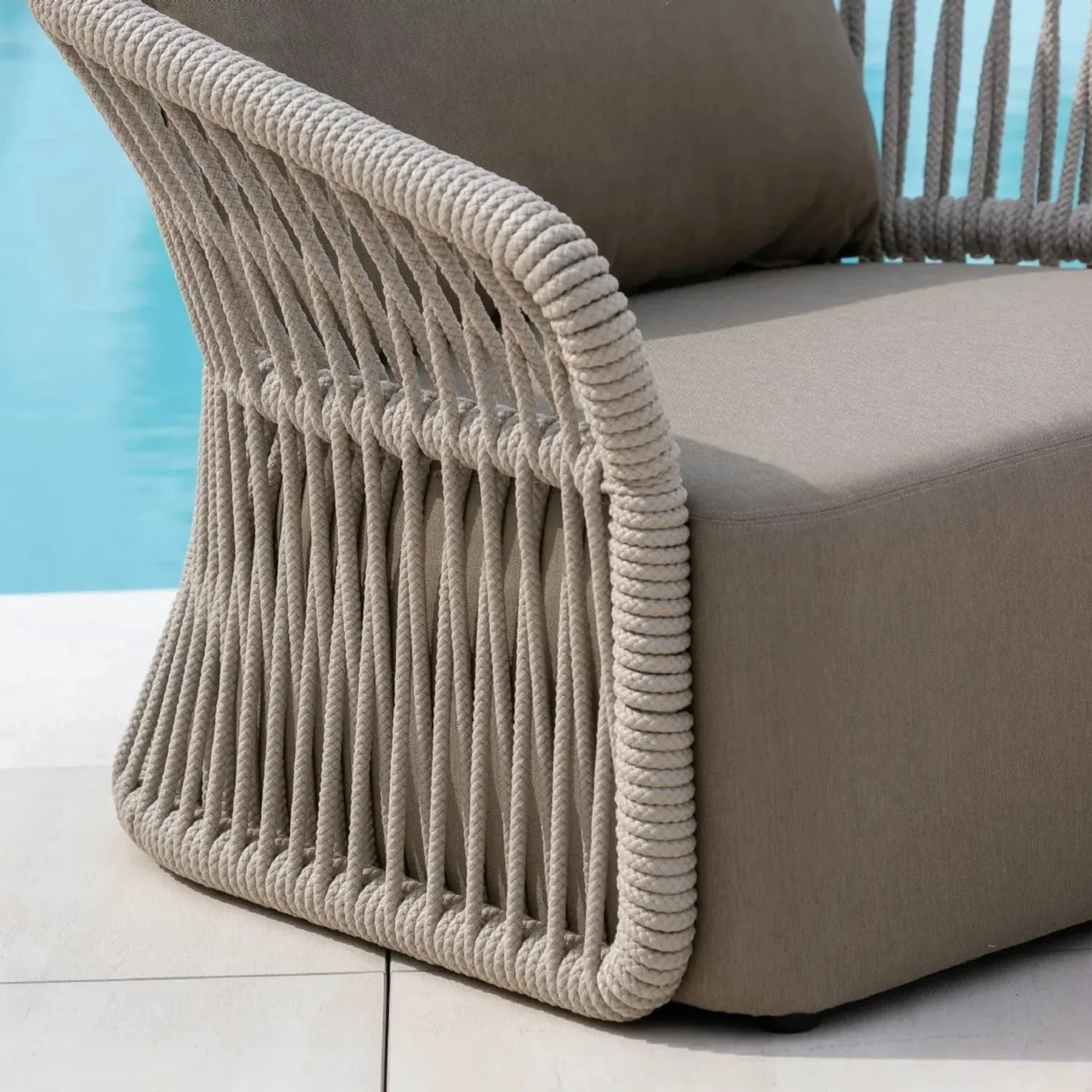 4-Piece Outdoor Braid & Rope Sofa Set (Beige & Dark Cream) - Image 4