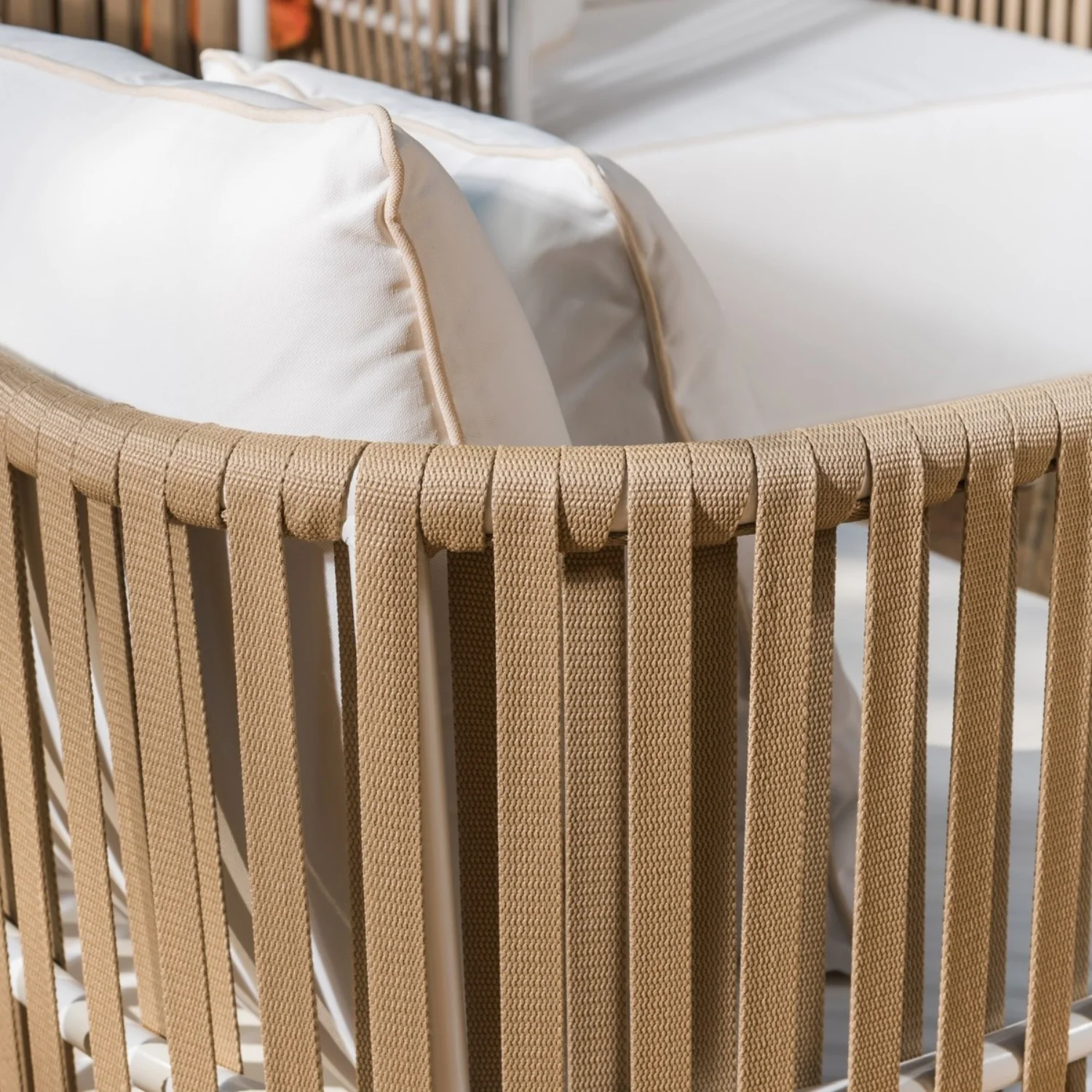 All-Weather Rope 4- Seater Sofa Set With Glass Top Table - Image 4