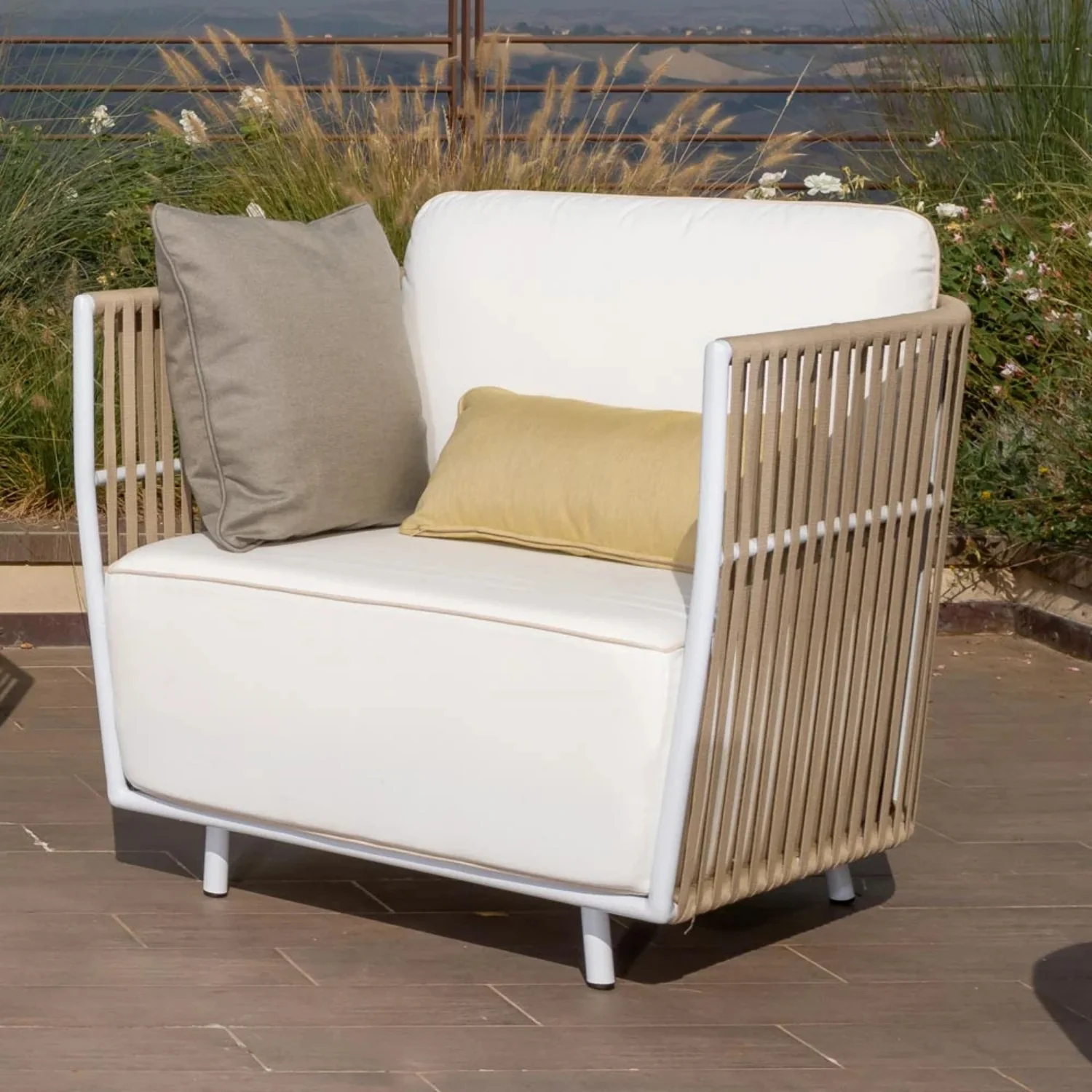 All-Weather Rope 4- Seater Sofa Set With Glass Top Table - Image 9