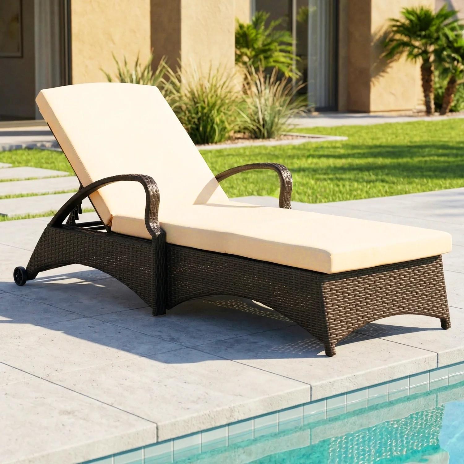Outdoor All-Weather Wicker Lounger - Image 7