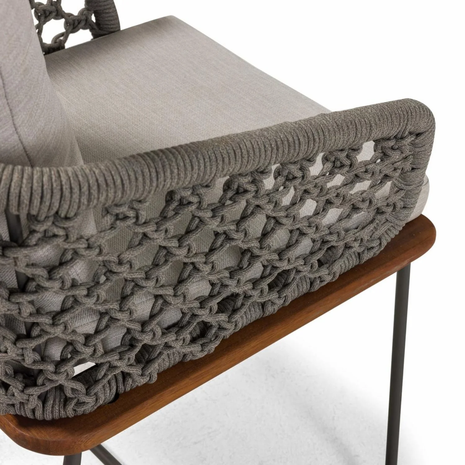 Outdoor Rope 2-Piece Patio Chairs With Wooden Base - Image 4
