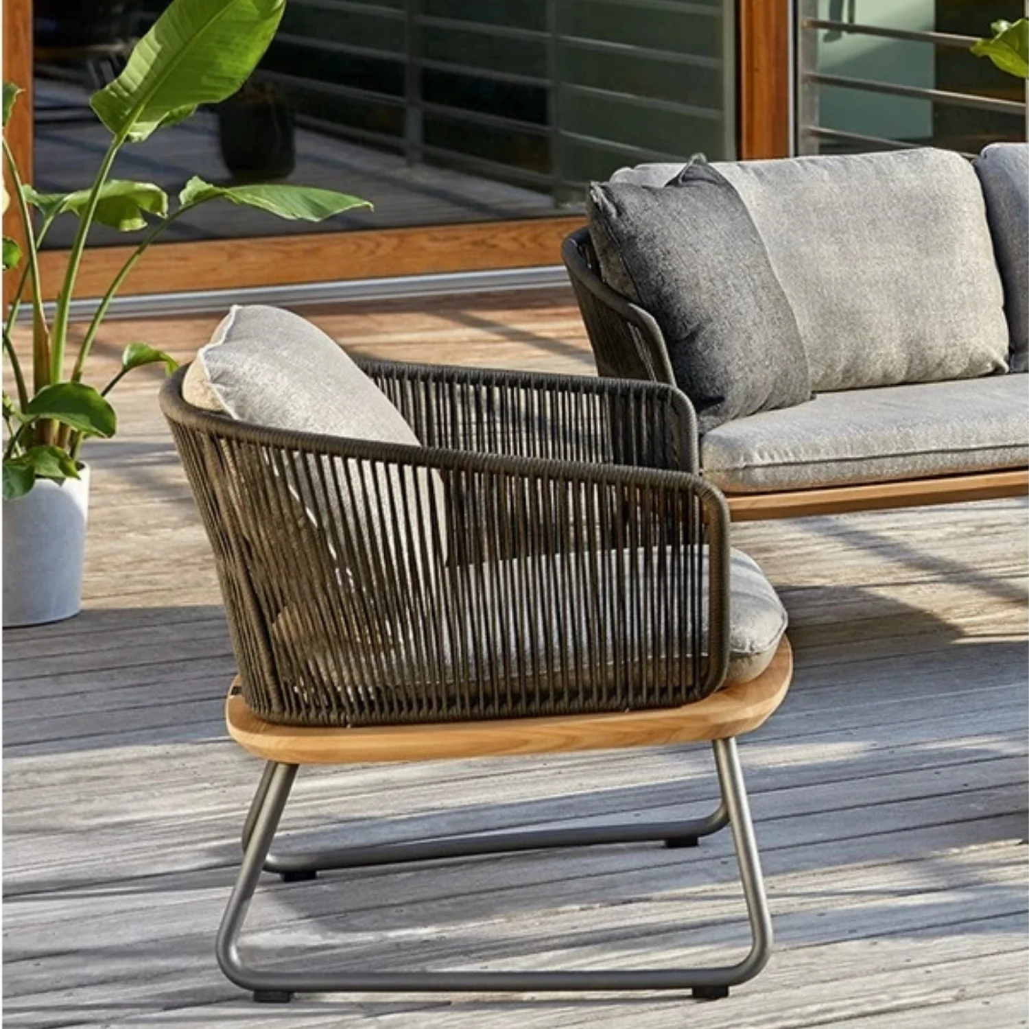 Outdoor Rope 4-Piece Sofa Set With Wooden Top Table - Image 4
