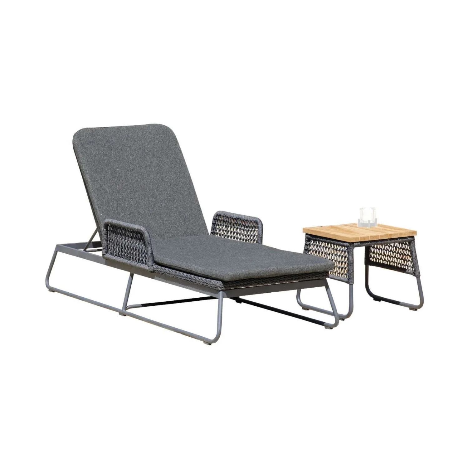 Outdoor Rope Lounge Chair With Side Table - Image 4