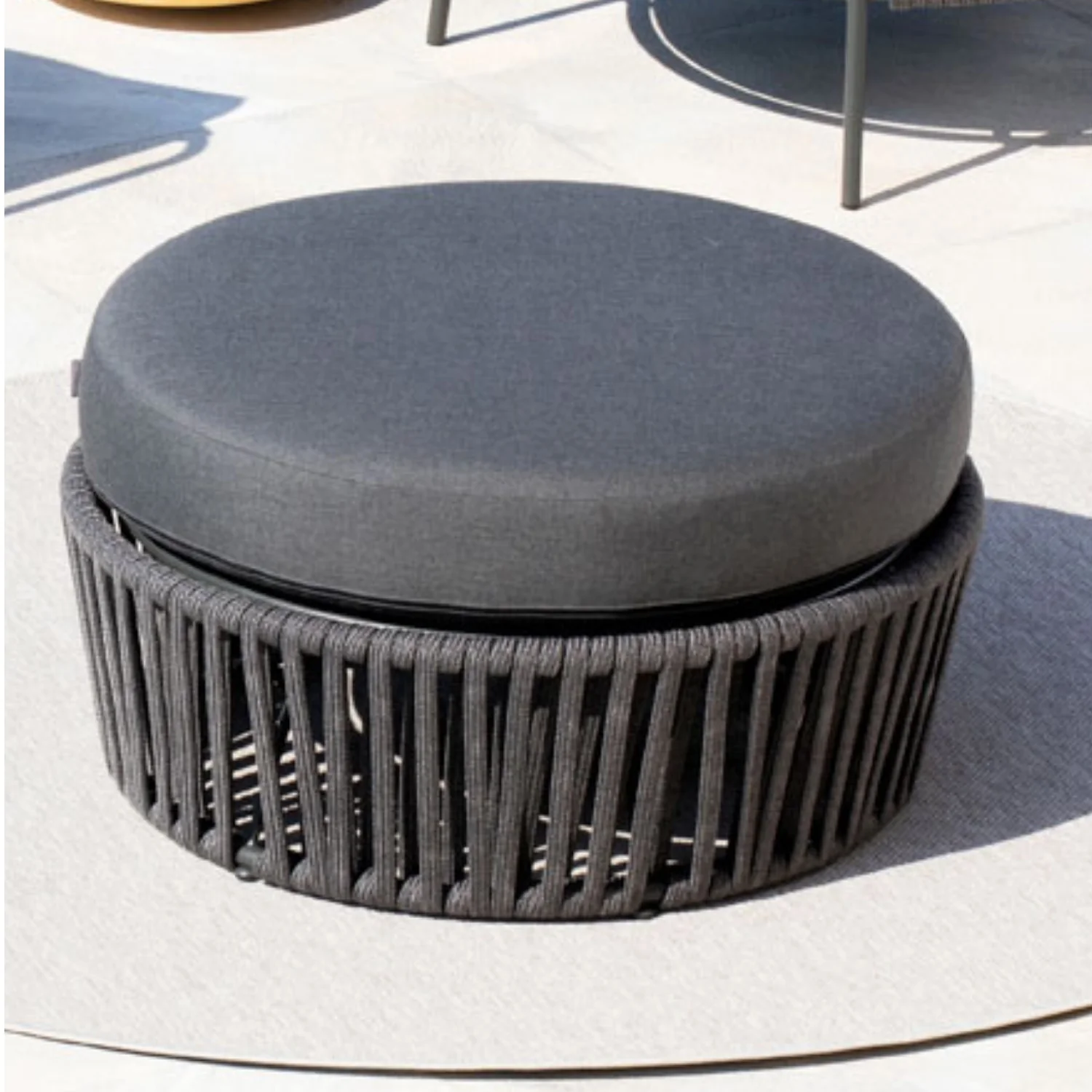 Round Outdoor Rope Footstool - Image 8